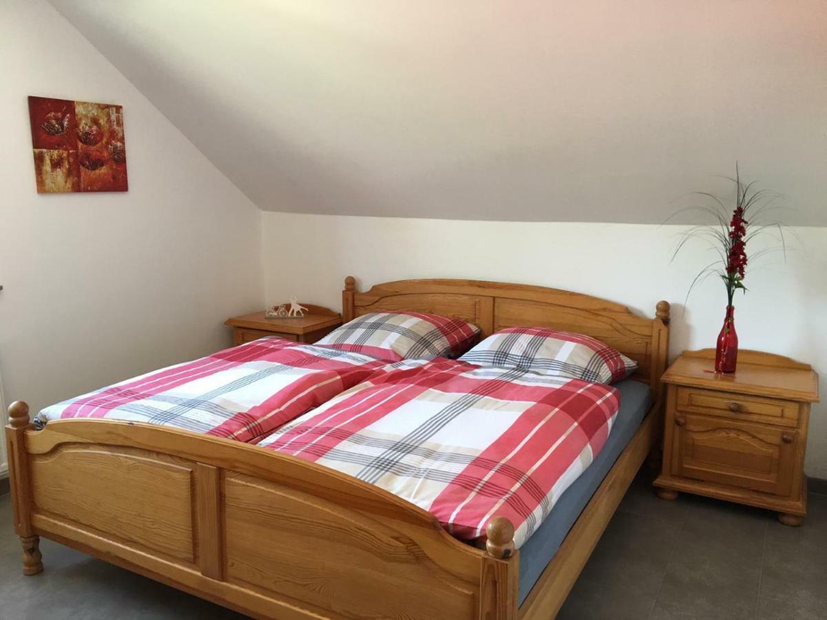 Ferienwohnung Ravelblick Roetgen Exterior foto